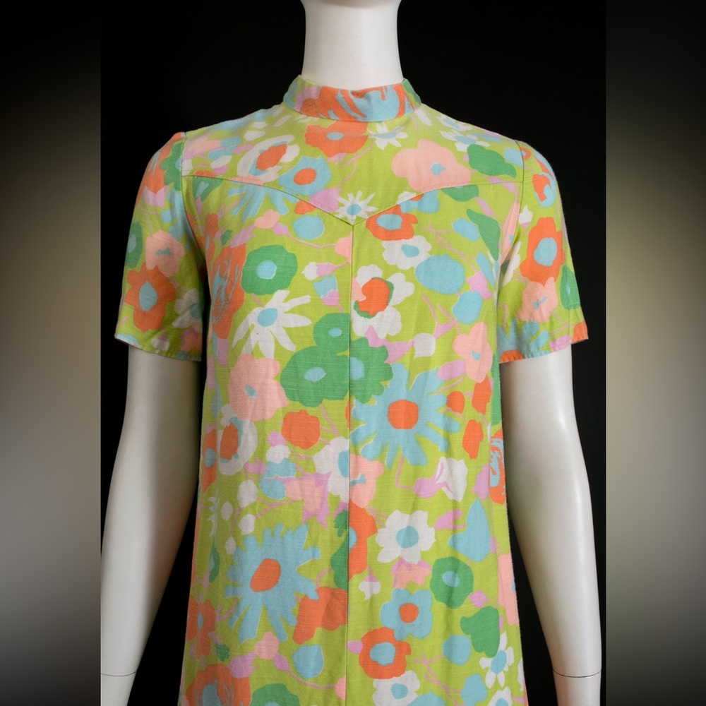 Vintage 60s Flower Power Dress - Picture 2 of 5